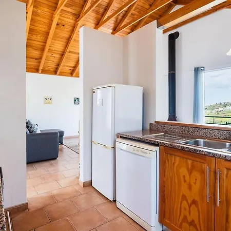 Гостевой дом Guestready - Casa Estrelas Estreito Da Calheta